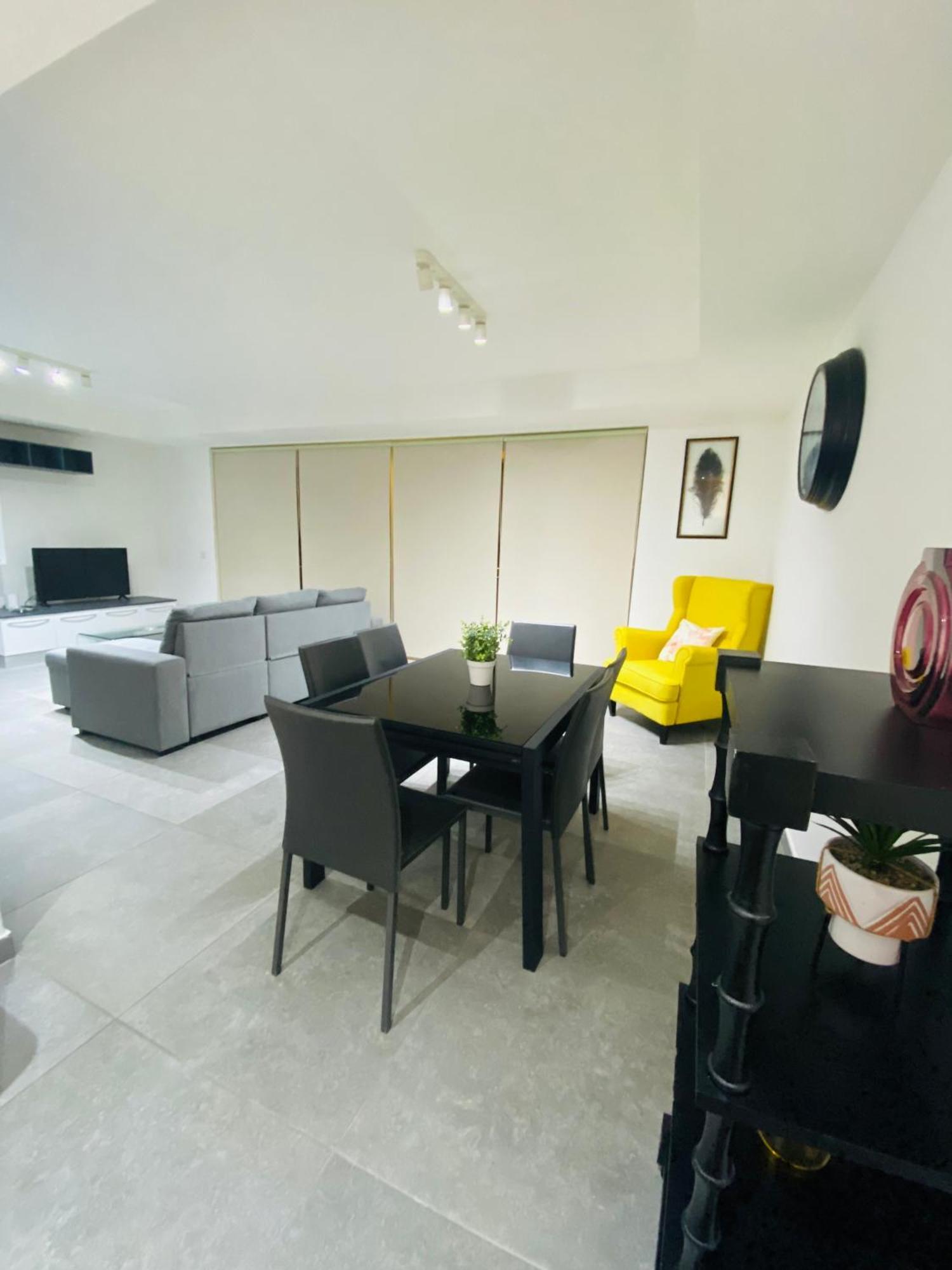 Sliema Seaview & Seafront- Apt 9, 49 Tigne Point Mansions Exterior photo