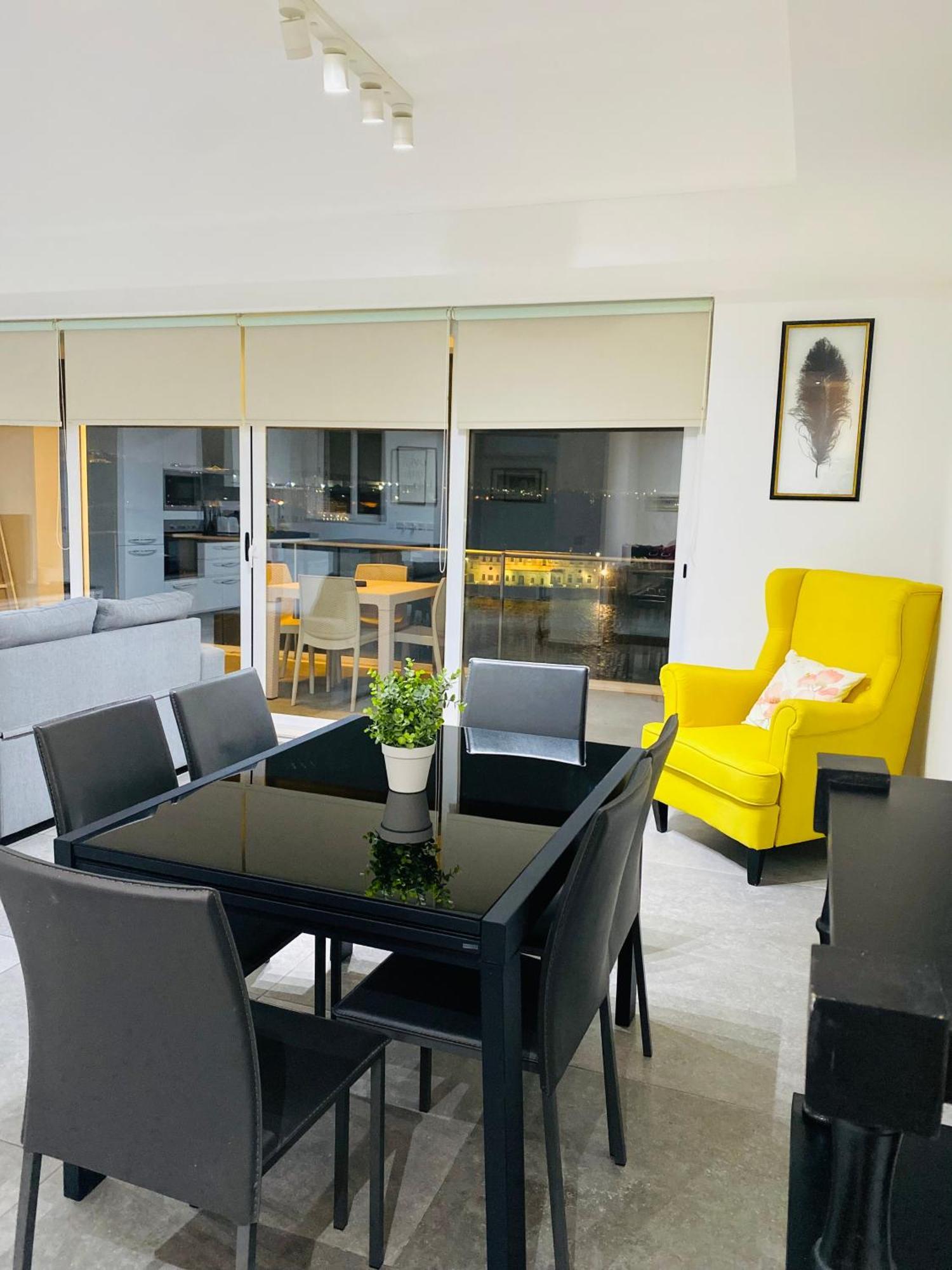 Sliema Seaview & Seafront- Apt 9, 49 Tigne Point Mansions Exterior photo